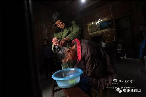 理发刮脸视频,轻松掌握男士日常护理技巧