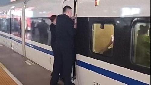 乘坐高铁视频,穿越时空的视觉盛宴