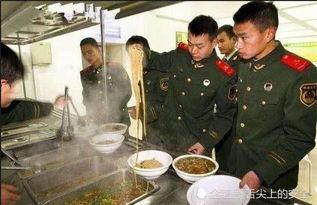 部队吃饭视频,铁血战士的日常饮食瞬间
