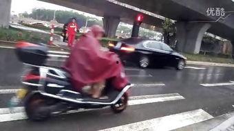 电动车车祸视频,事故瞬间还原
