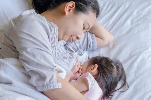 奶涨视频,哺乳期乳房涨痛的真相与应对策略