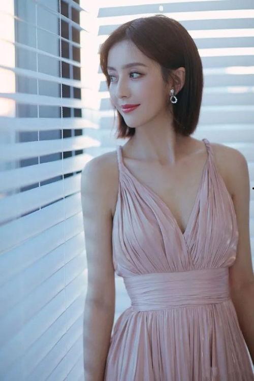 佟丽娅 视频,展现优雅魅力，演绎生活百态