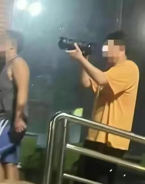 惩罚女生视频,惩罚女生视频事件引发社会关注