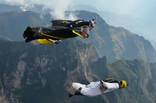 翼装飞行视频,翼装飞行惊险瞬间回顾