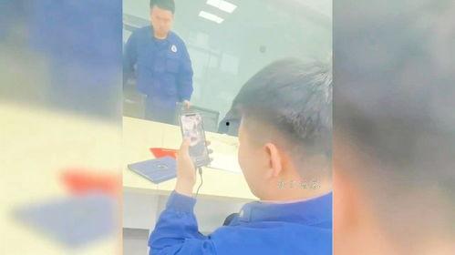 大人打针视频,见证孩子勇敢打针的温馨瞬间