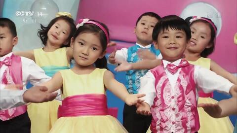 小小智慧树舞蹈视频,萌娃舞动童趣，展现活力风采
