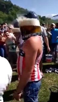 喝酒比赛视频,一场惊心动魄的喝酒比赛精彩瞬间