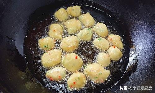 炸鸡蛋泡泡的做法视频,简单美味家常早餐制作教程