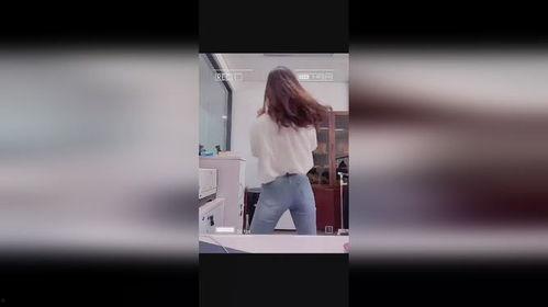 后背摇视频,动感节奏下的舞动人生